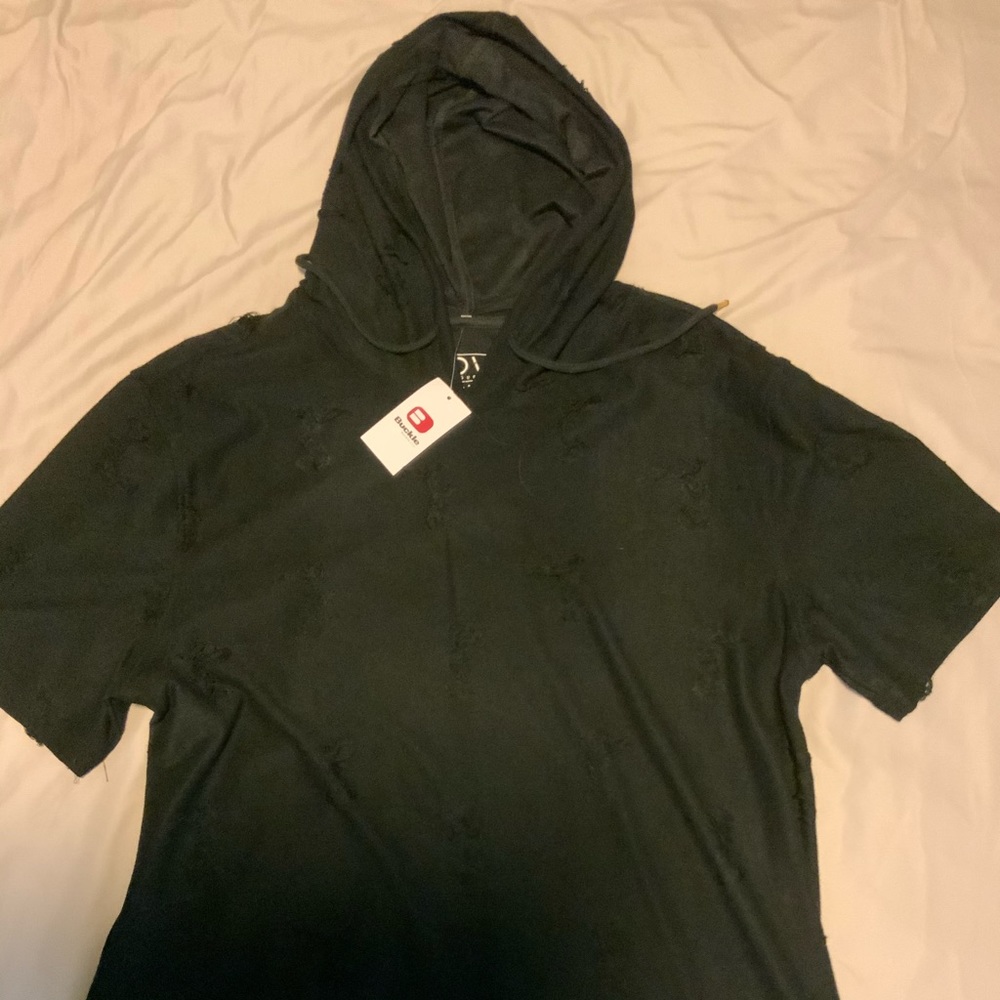 Buckle short sleeved hoodie